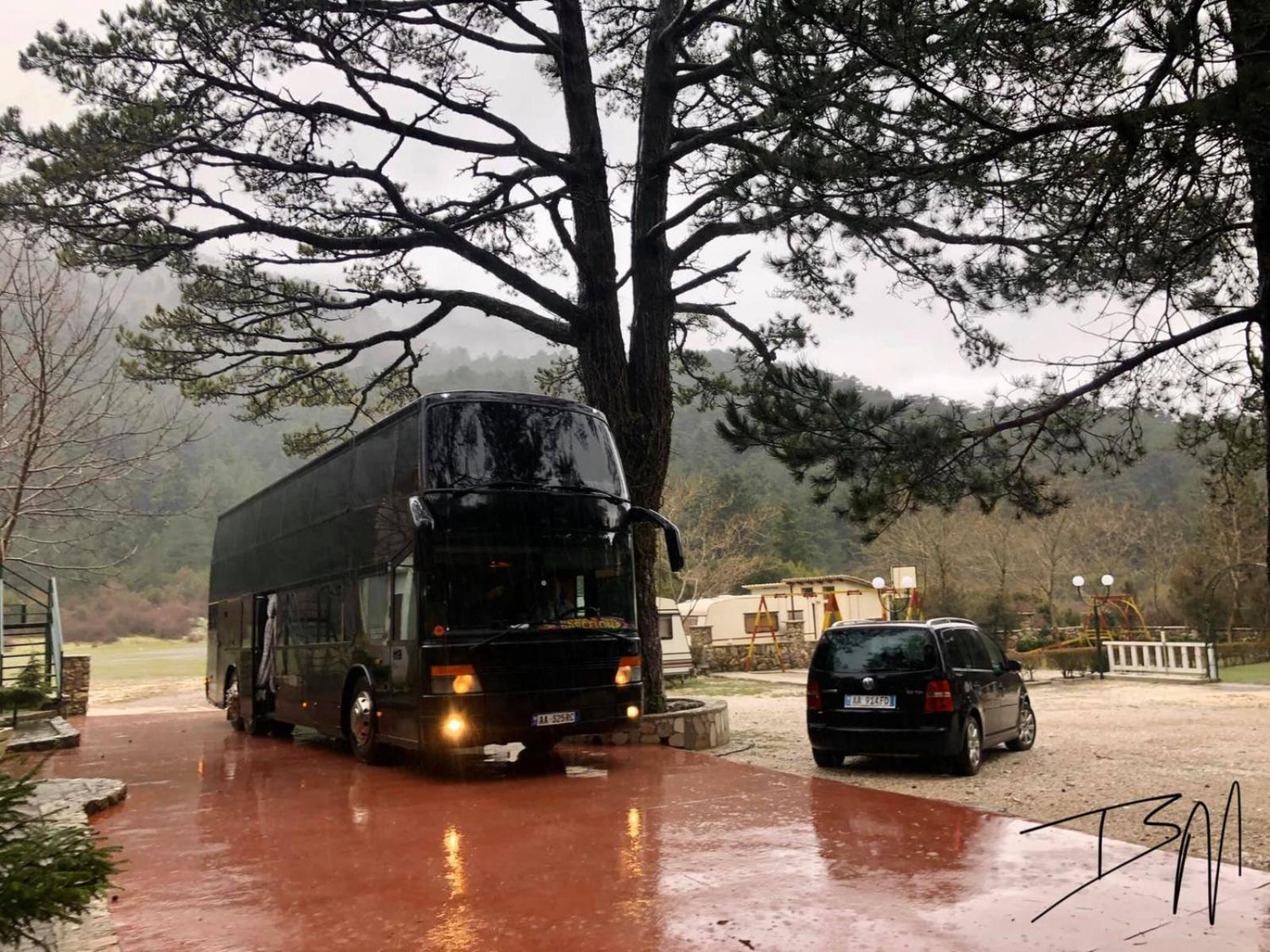 Urban Nightliner Hotel Tirana Exterior foto